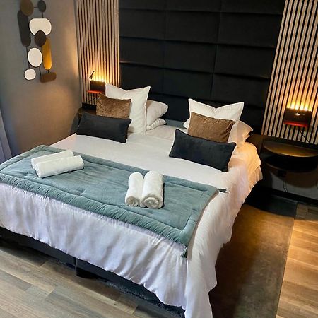 Bed and Breakfast Domaine Valenquercy Cazillac Exteriér fotografie