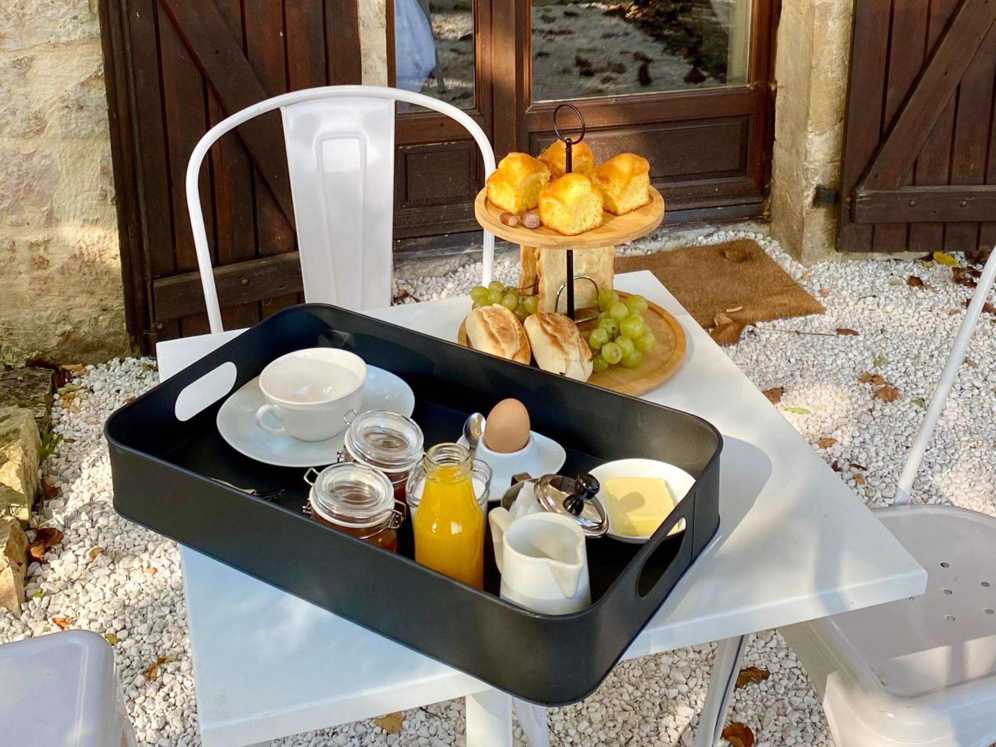 Bed and Breakfast Domaine Valenquercy Cazillac Exteriér fotografie