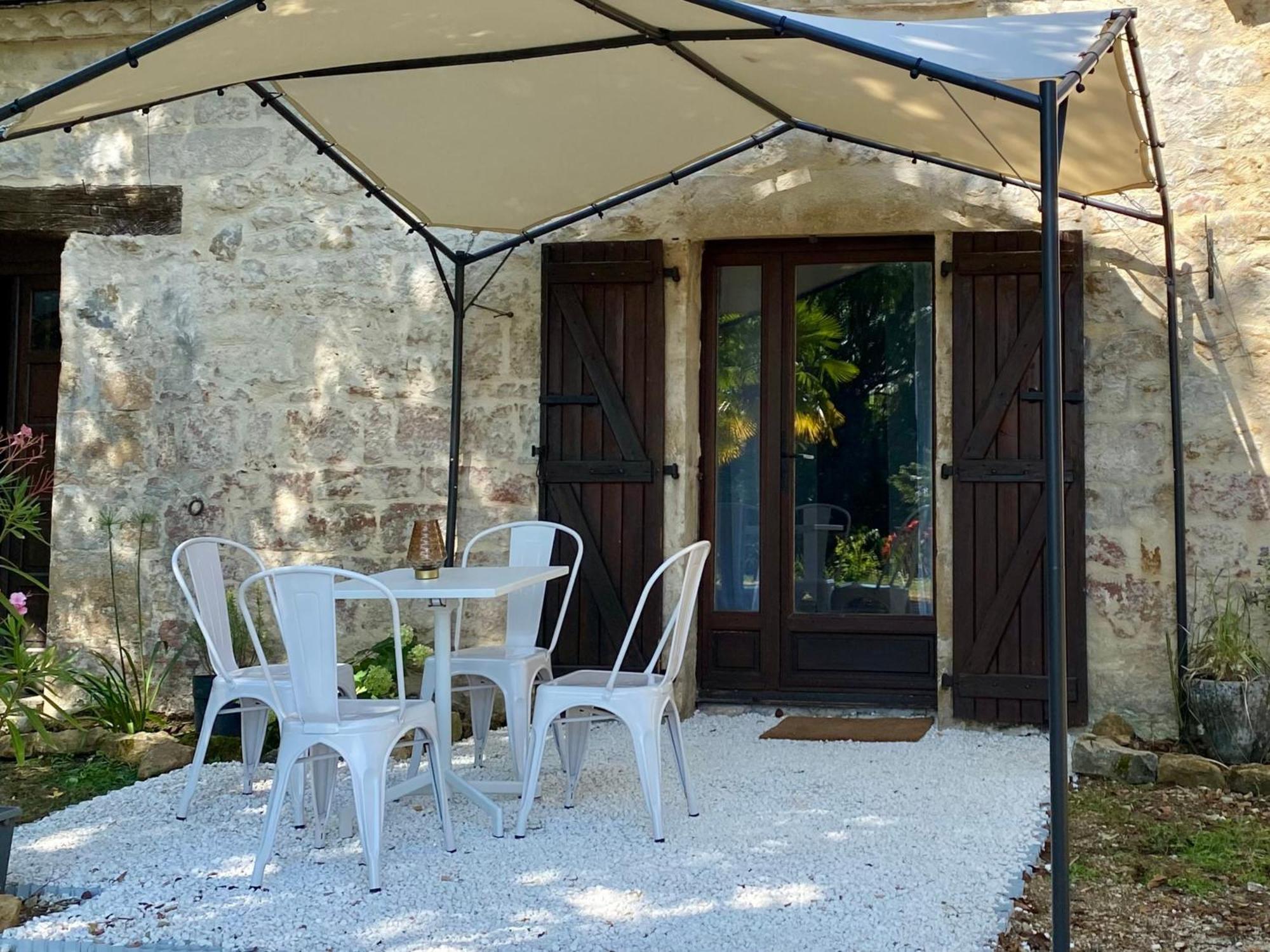 Bed and Breakfast Domaine Valenquercy Cazillac Exteriér fotografie